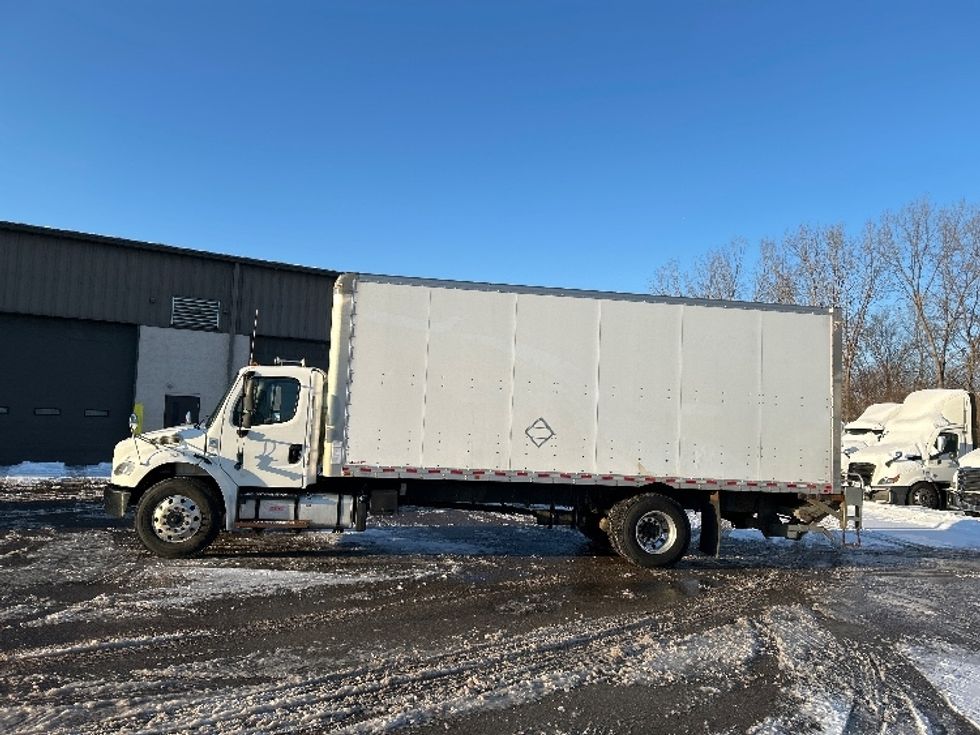 Medium Duty Box Truck-Light and Medium Duty Trucks-Freightliner-2020-M2-Akron-OH-184,014\n\t\tmiles-$ 52,250 - Image 4