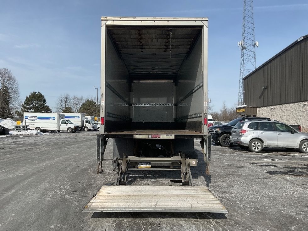 Medium Duty Box Truck-Light and Medium Duty Trucks-Freightliner-2020-M2-Akron-OH-184,213\n\t\tmiles-$ 48,000 - Image 9