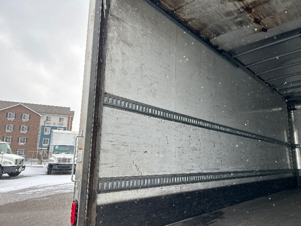 Medium Duty Box Truck-Light and Medium Duty Trucks-Freightliner-2020-M2-Akron-OH-193,304\n\t\tmiles-$ 50,750 - Image 11