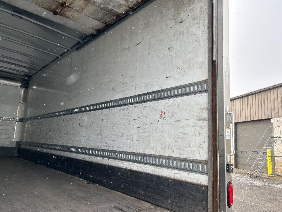 Medium Duty Box Truck-Light and Medium Duty Trucks-Freightliner-2020-M2-Akron-OH-193,304\n\t\tmiles-$ 50,750 - Image 12