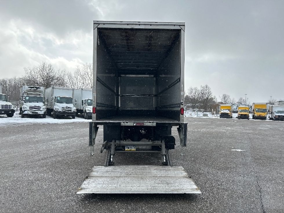 Medium Duty Box Truck-Light and Medium Duty Trucks-Freightliner-2020-M2-Akron-OH-193,304\n\t\tmiles-$ 50,750 - Image 9