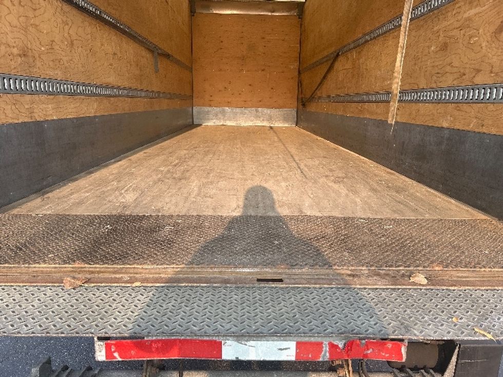 Medium Duty Box Truck-Light and Medium Duty Trucks-Freightliner-2020-M2-Akron-OH-197,629\n\t\tmiles-$ 47,500 - Image 10