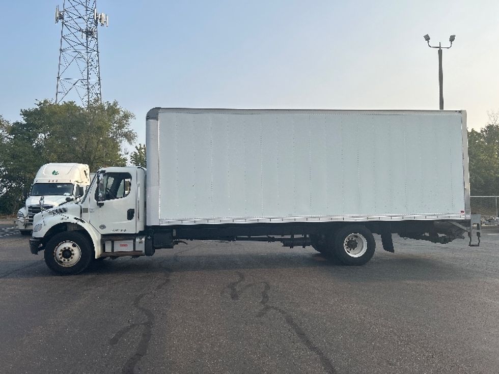 Medium Duty Box Truck-Light and Medium Duty Trucks-Freightliner-2020-M2-Akron-OH-197,629\n\t\tmiles-$ 47,500 - Image 4