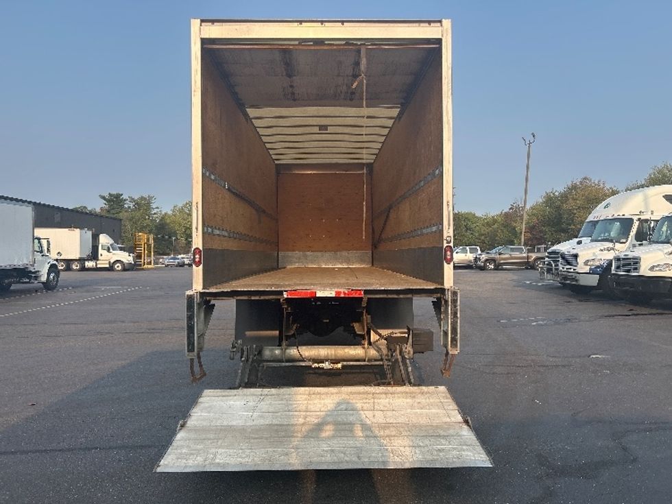 Medium Duty Box Truck-Light and Medium Duty Trucks-Freightliner-2020-M2-Akron-OH-197,629\n\t\tmiles-$ 47,500 - Image 9