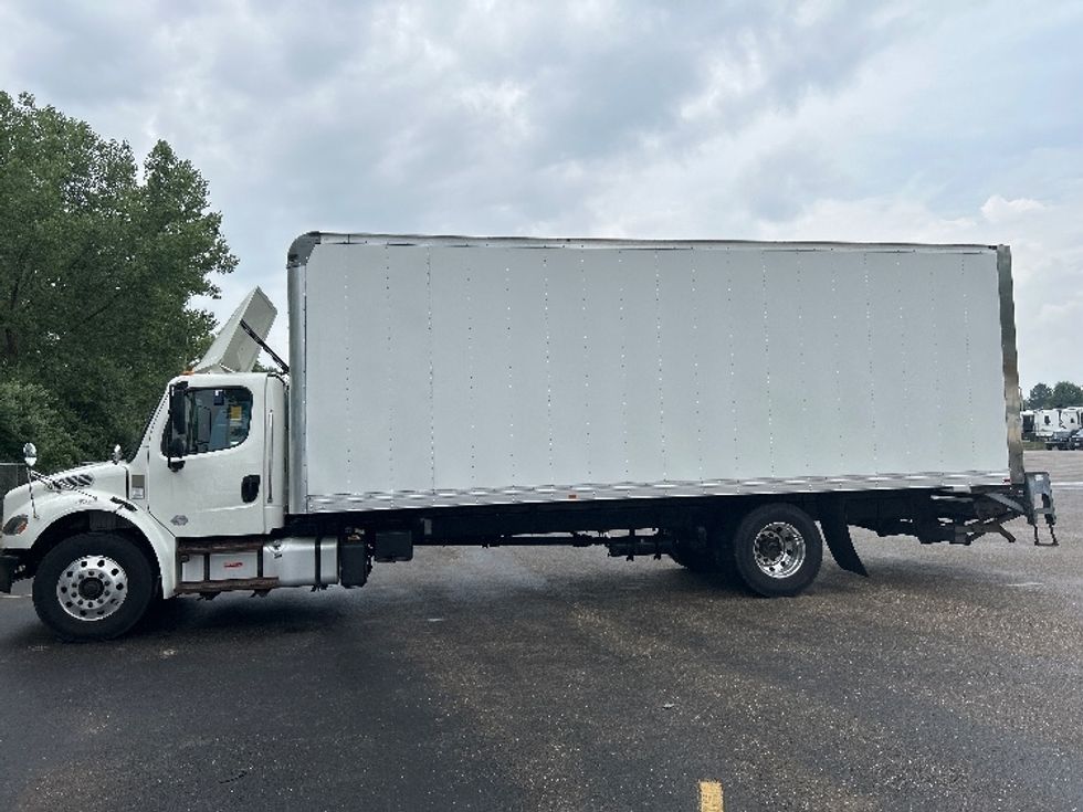 Medium Duty Box Truck-Light and Medium Duty Trucks-Freightliner-2020-M2-Akron-OH-213,089\n\t\tmiles-$ 50,250 - Image 4