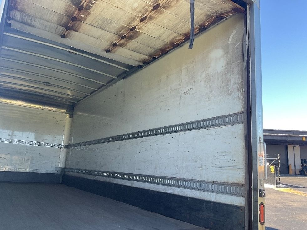 Medium Duty Box Truck-Light and Medium Duty Trucks-Freightliner-2020-M2-Akron-OH-213,562\n\t\tmiles-$ 48,000 - Image 12