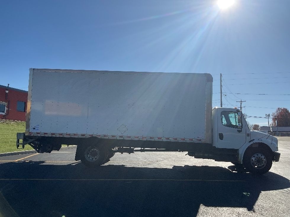Medium Duty Box Truck-Light and Medium Duty Trucks-Freightliner-2020-M2-Akron-OH-213,562\n\t\tmiles-$ 48,000 - Image 15