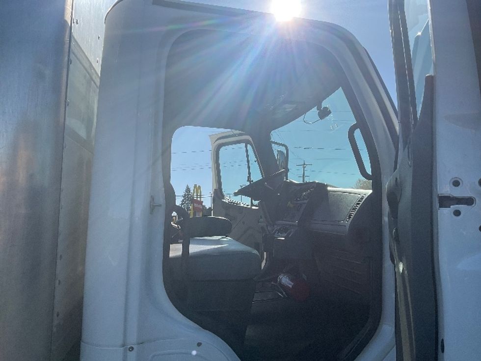 Medium Duty Box Truck-Light and Medium Duty Trucks-Freightliner-2020-M2-Akron-OH-213,562\n\t\tmiles-$ 48,000 - Image 20