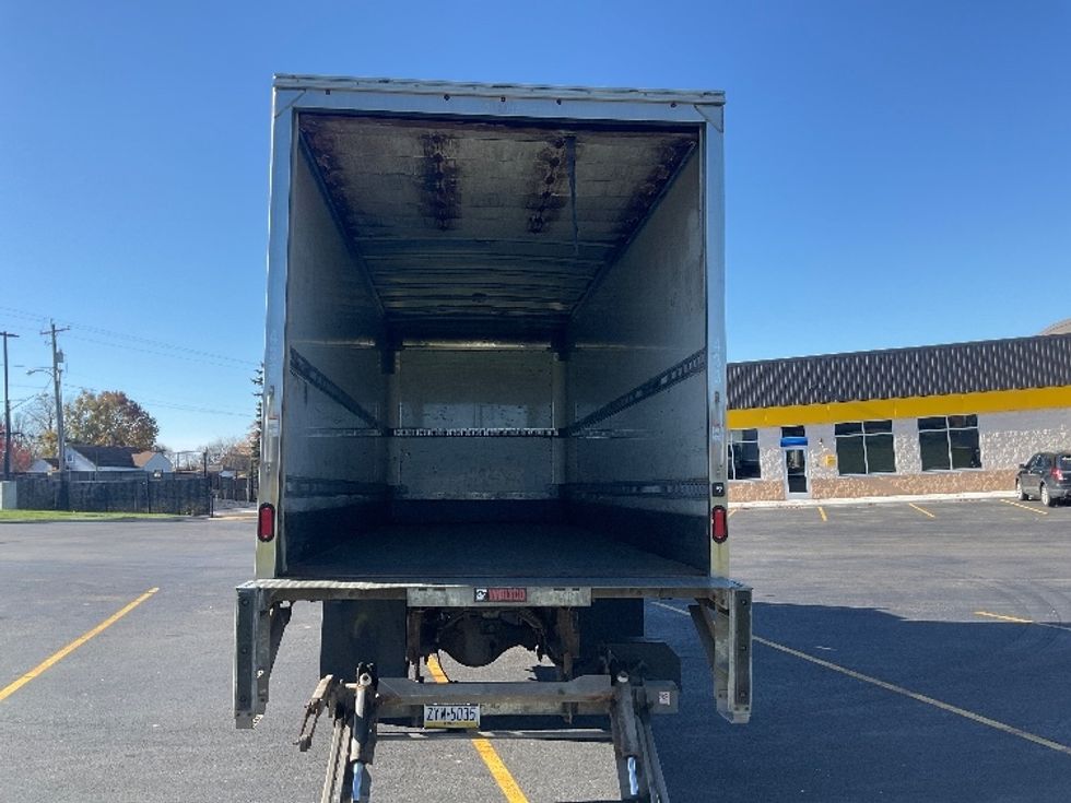 Medium Duty Box Truck-Light and Medium Duty Trucks-Freightliner-2020-M2-Akron-OH-213,562\n\t\tmiles-$ 48,000 - Image 8