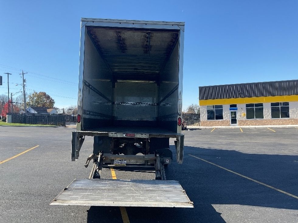 Medium Duty Box Truck-Light and Medium Duty Trucks-Freightliner-2020-M2-Akron-OH-213,562\n\t\tmiles-$ 48,000 - Image 9