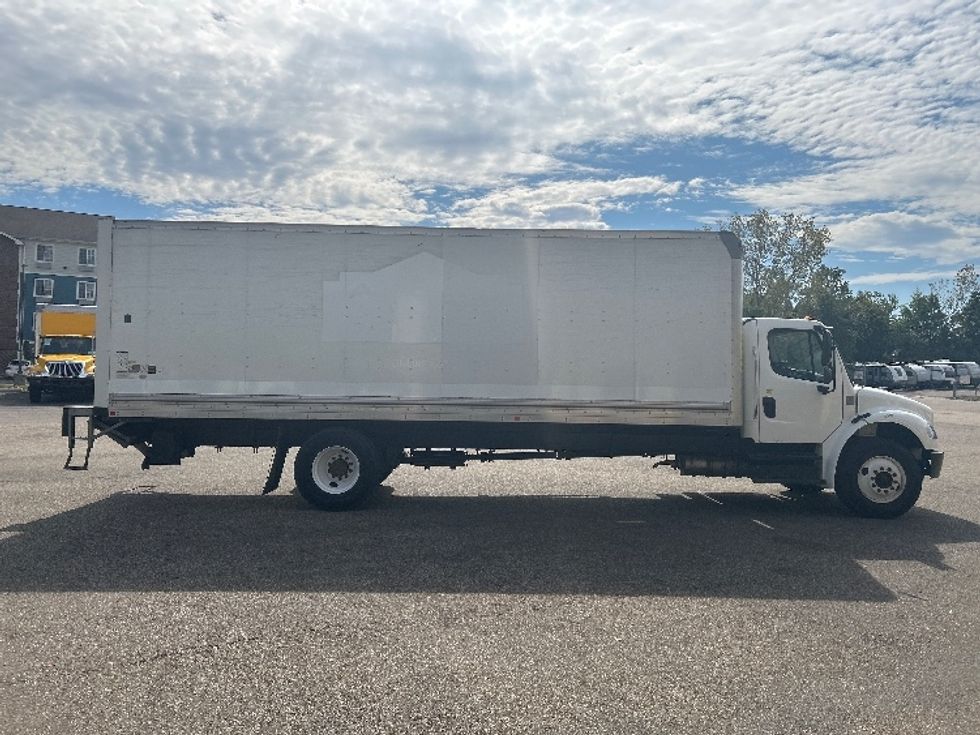 Medium Duty Box Truck-Light and Medium Duty Trucks-Freightliner-2020-M2-Akron-OH-217,663\n\t\tmiles-$ 44,250 - Image 15