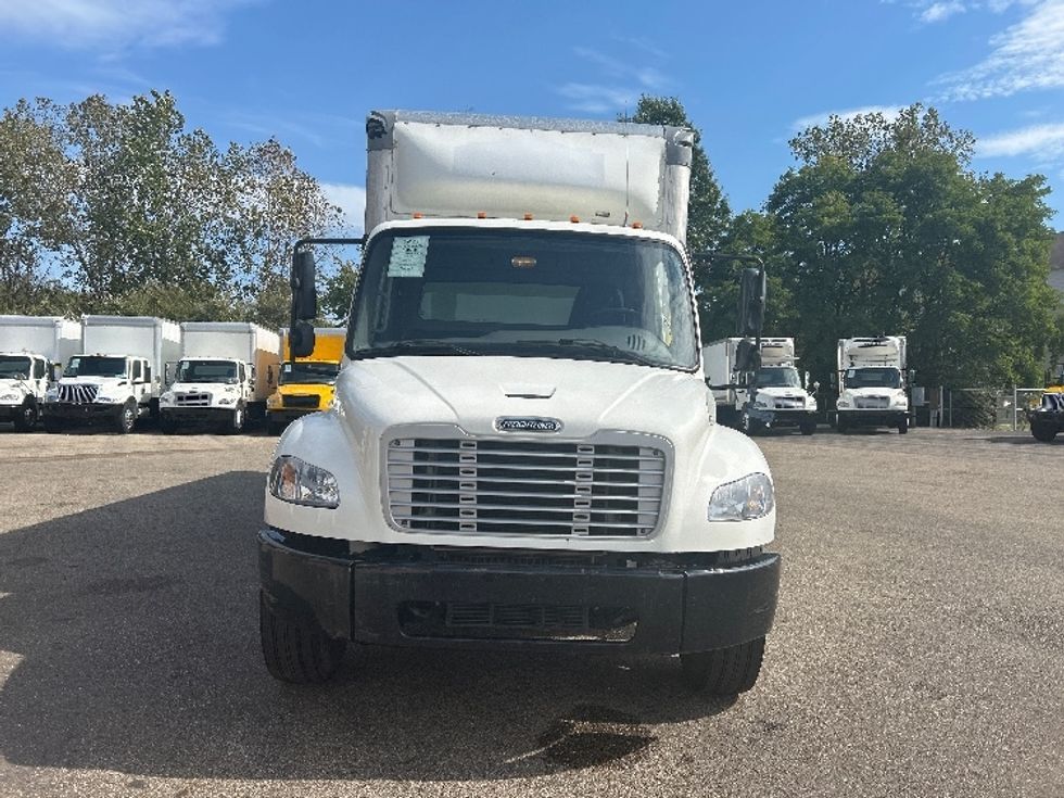 Medium Duty Box Truck-Light and Medium Duty Trucks-Freightliner-2020-M2-Akron-OH-217,663\n\t\tmiles-$ 44,250 - Image 2