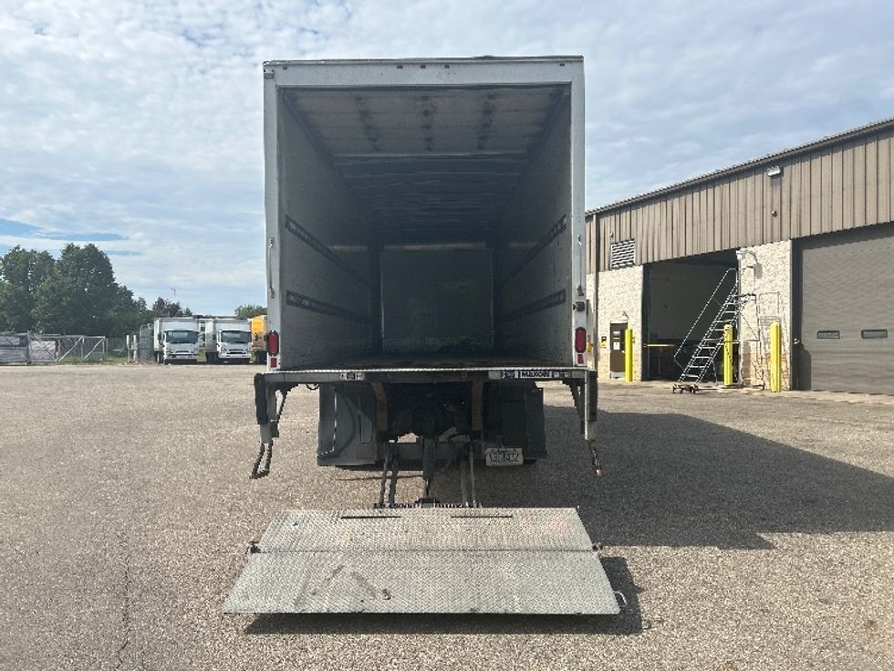 Medium Duty Box Truck-Light and Medium Duty Trucks-Freightliner-2020-M2-Akron-OH-217,663\n\t\tmiles-$ 44,250 - Image 9