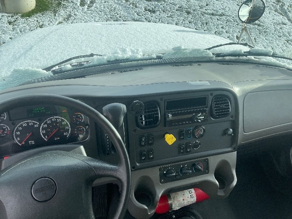 Medium Duty Box Truck-Light and Medium Duty Trucks-Freightliner-2020-M2-Akron-OH-219,140\n\t\tmiles-$ 45,750 - Image 17