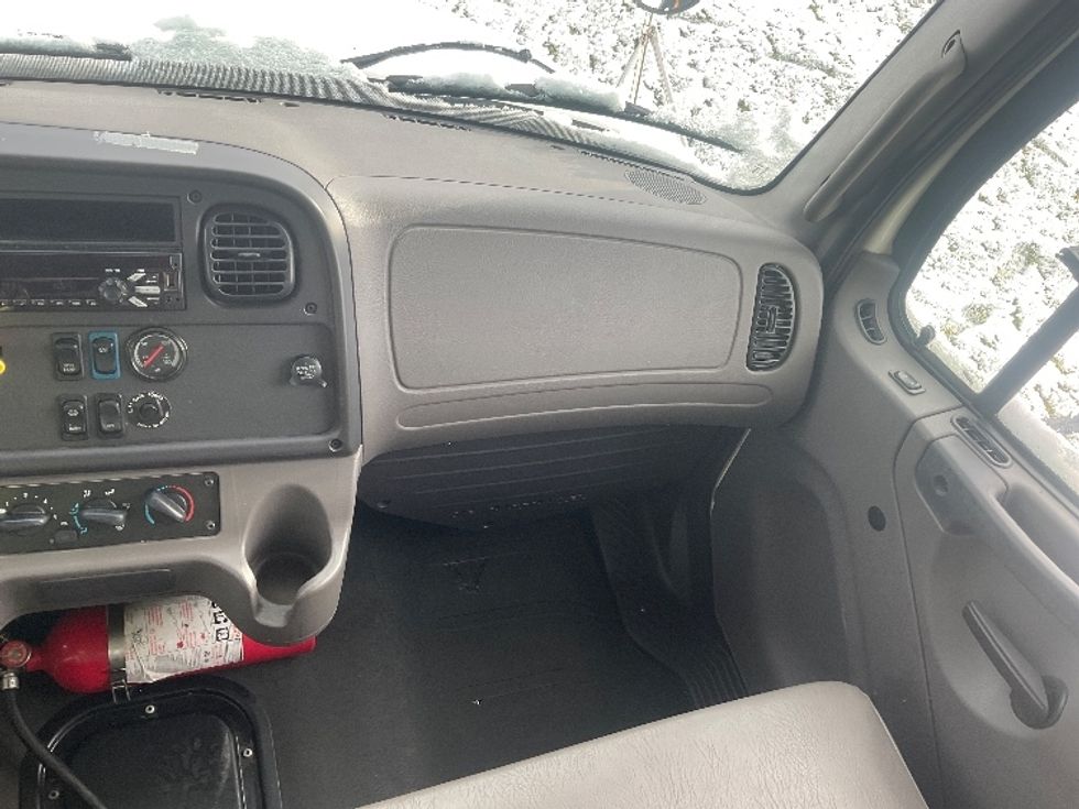 Medium Duty Box Truck-Light and Medium Duty Trucks-Freightliner-2020-M2-Akron-OH-219,140\n\t\tmiles-$ 45,750 - Image 20