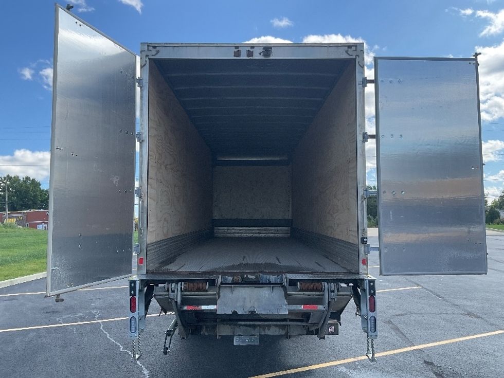 Medium Duty Box Truck-Light and Medium Duty Trucks-Freightliner-2020-M2-Akron-OH-220,925\n\t\tmiles-$ 56,000 - Image 8