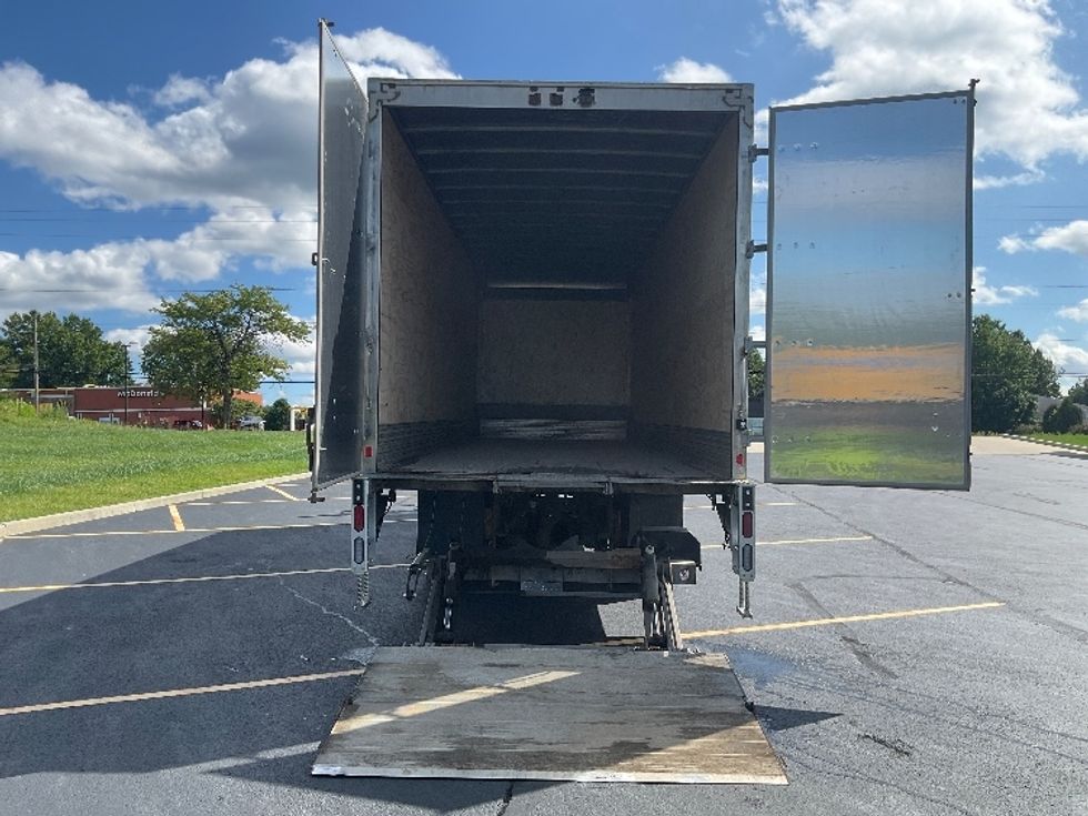 Medium Duty Box Truck-Light and Medium Duty Trucks-Freightliner-2020-M2-Akron-OH-220,925\n\t\tmiles-$ 56,000 - Image 9