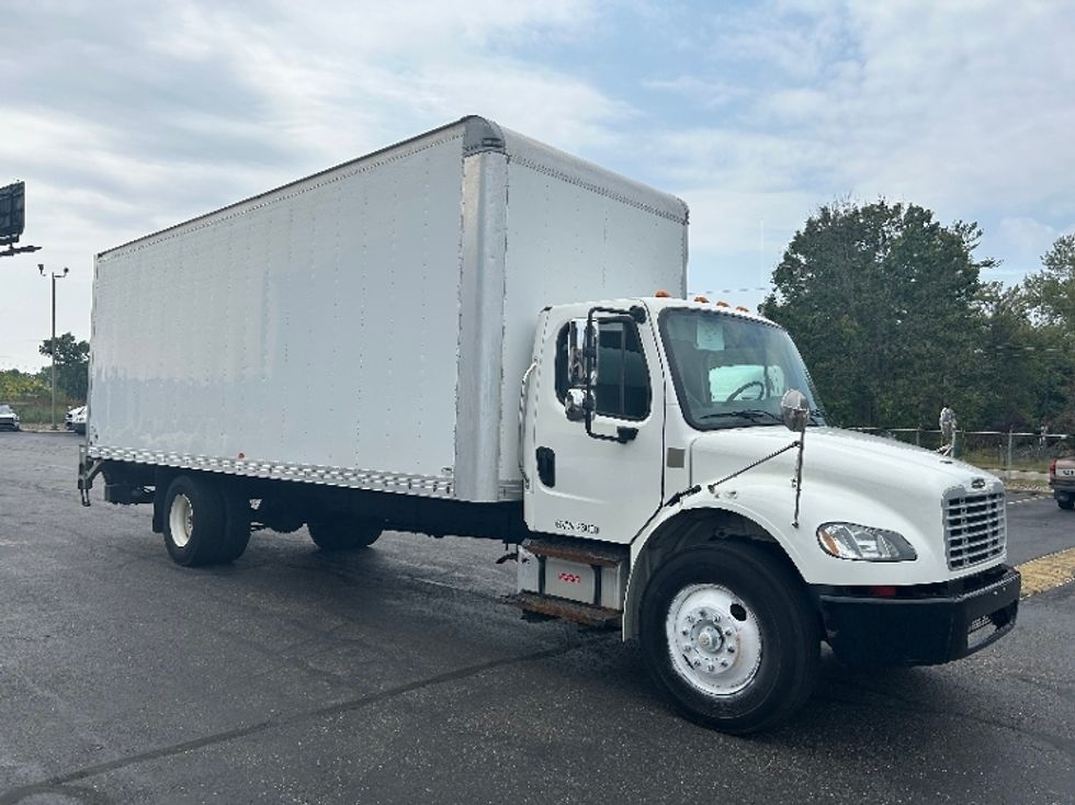 Medium Duty Box Truck-Light and Medium Duty Trucks-Freightliner-2020-M2-Akron-OH-223,996\n\t\tmiles-$ 42,250 - Image 1