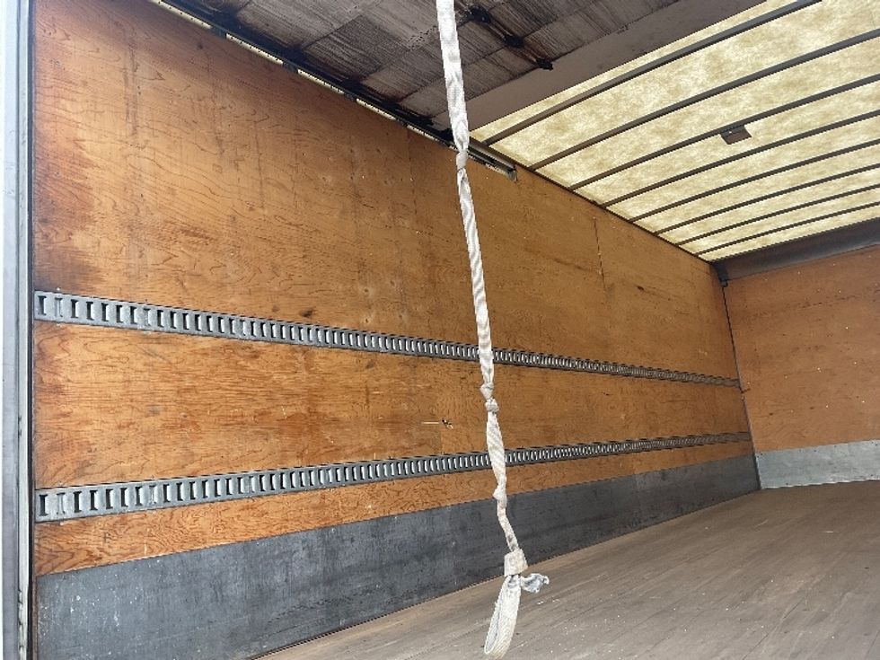 Medium Duty Box Truck-Light and Medium Duty Trucks-Freightliner-2020-M2-Akron-OH-223,996\n\t\tmiles-$ 42,250 - Image 10