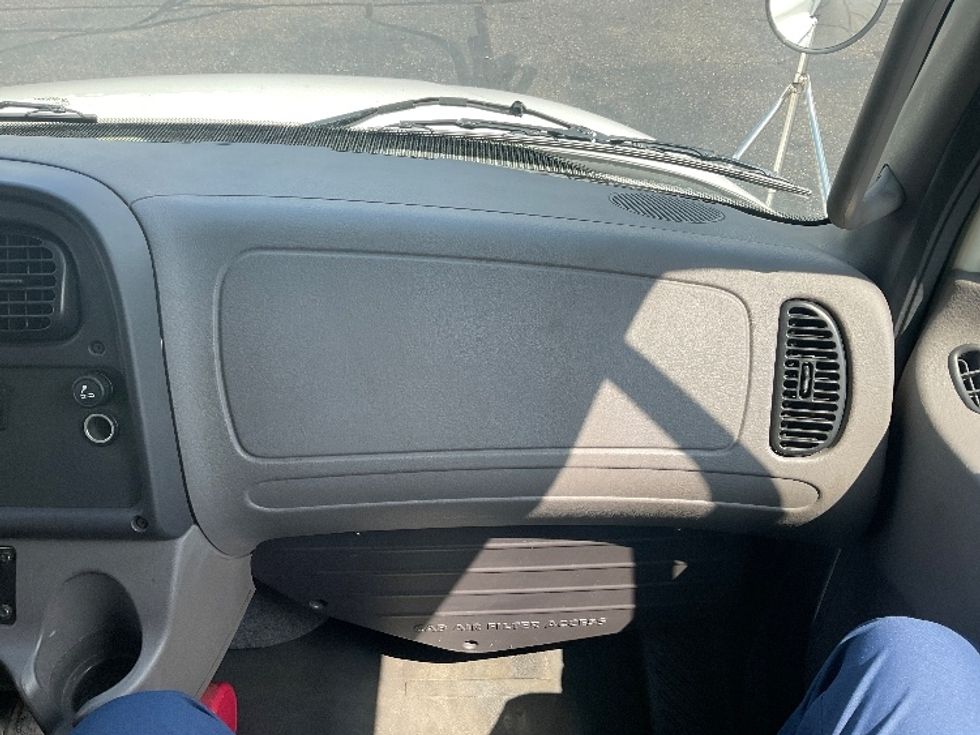 Medium Duty Box Truck-Light and Medium Duty Trucks-Freightliner-2020-M2-Akron-OH-223,996\n\t\tmiles-$ 42,250 - Image 18