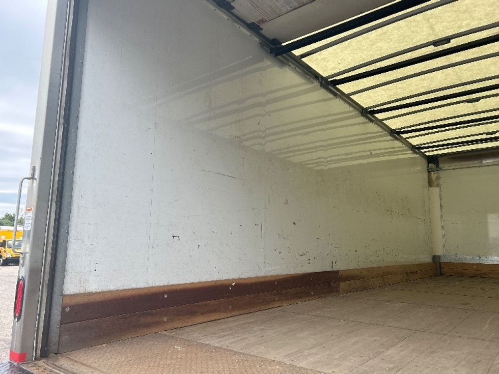Medium Duty Box Truck-Light and Medium Duty Trucks-Freightliner-2020-M2-Akron-OH-227,338\n\t\tmiles-$ 41,750 - Image 11