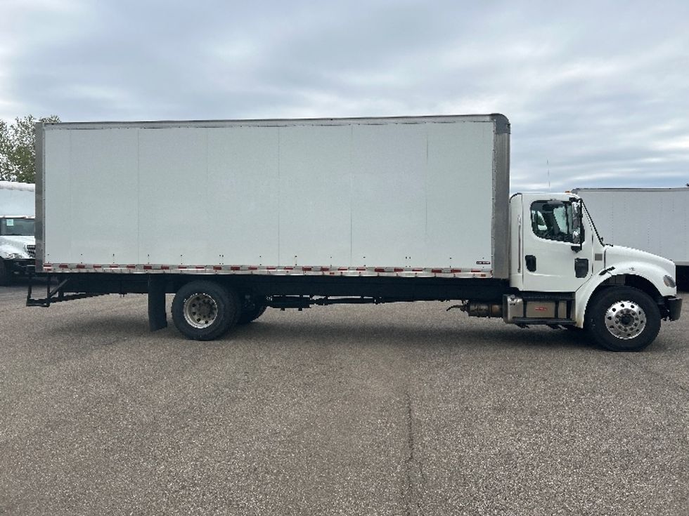Medium Duty Box Truck-Light and Medium Duty Trucks-Freightliner-2020-M2-Akron-OH-227,338\n\t\tmiles-$ 41,750 - Image 16