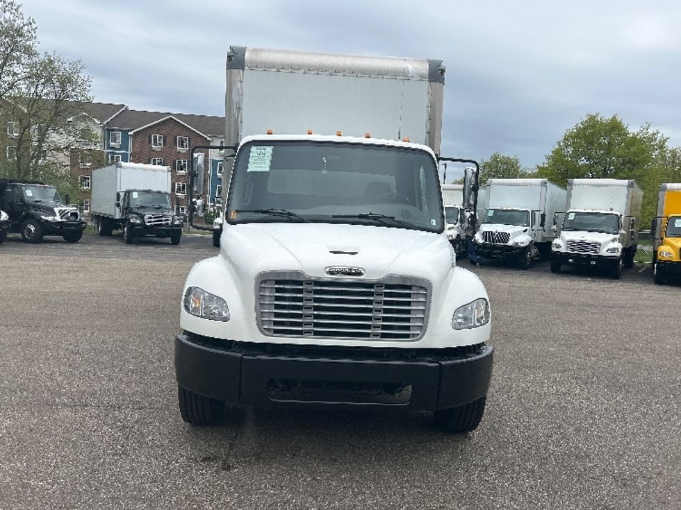 Medium Duty Box Truck-Light and Medium Duty Trucks-Freightliner-2020-M2-Akron-OH-227,338\n\t\tmiles-$ 41,750 - Image 2