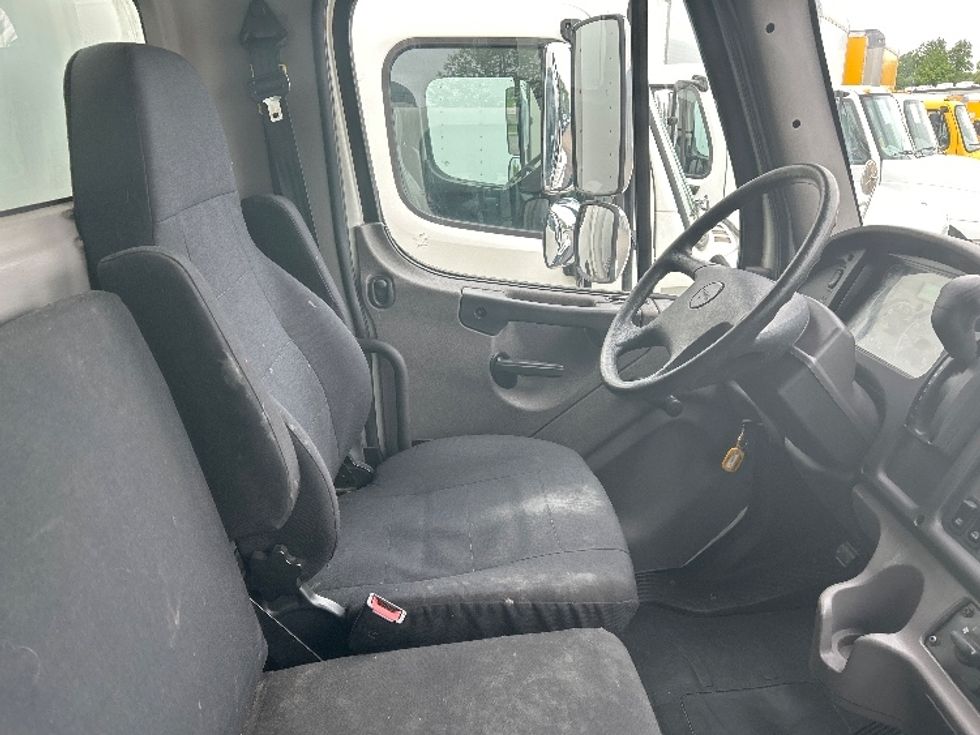 Medium Duty Box Truck-Light and Medium Duty Trucks-Freightliner-2020-M2-Akron-OH-227,338\n\t\tmiles-$ 41,750 - Image 22