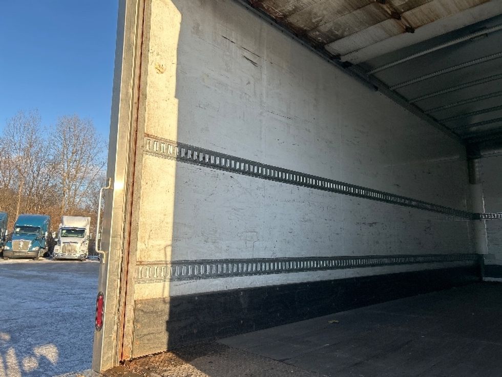 Medium Duty Box Truck-Light and Medium Duty Trucks-Freightliner-2020-M2-Akron-OH-234,856\n\t\tmiles-$ 44,250 - Image 11