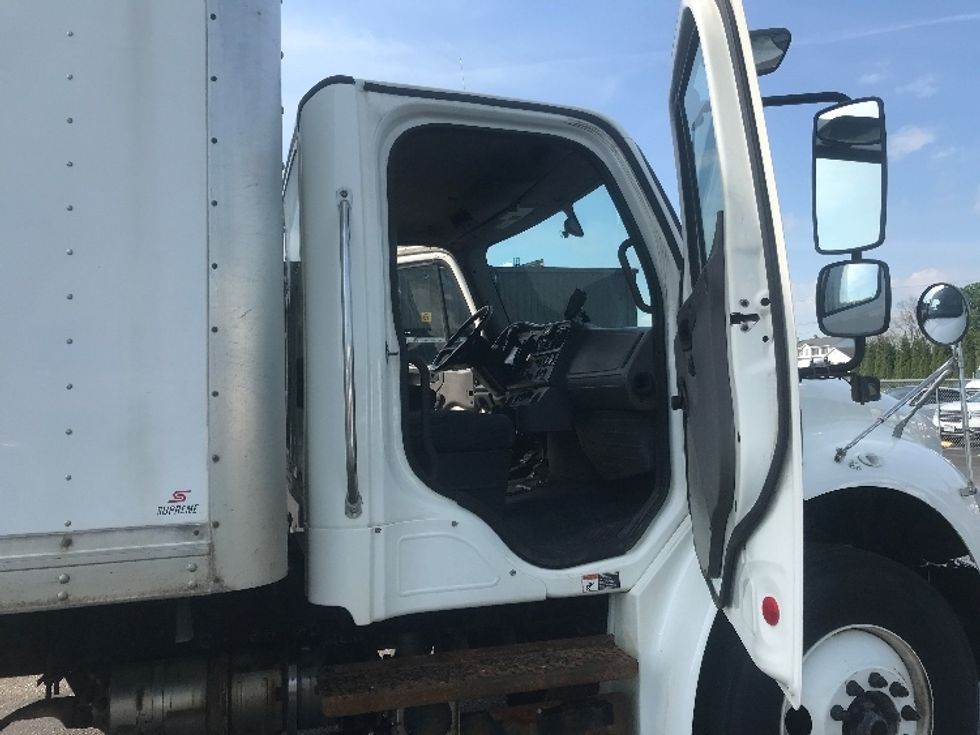 Medium Duty Box Truck-Light and Medium Duty Trucks-Freightliner-2020-M2-Akron-OH-271,771\n\t\tmiles-$ 40,250 - Image 19