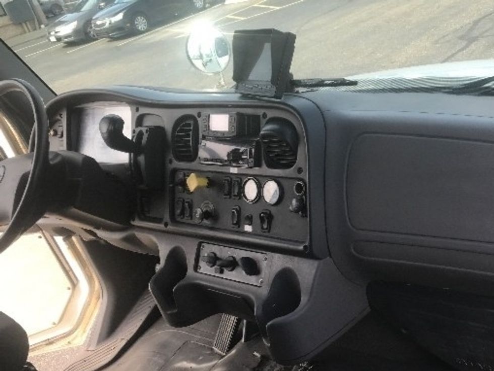 Medium Duty Box Truck-Light and Medium Duty Trucks-Freightliner-2020-M2-Akron-OH-271,771\n\t\tmiles-$ 40,250 - Image 20