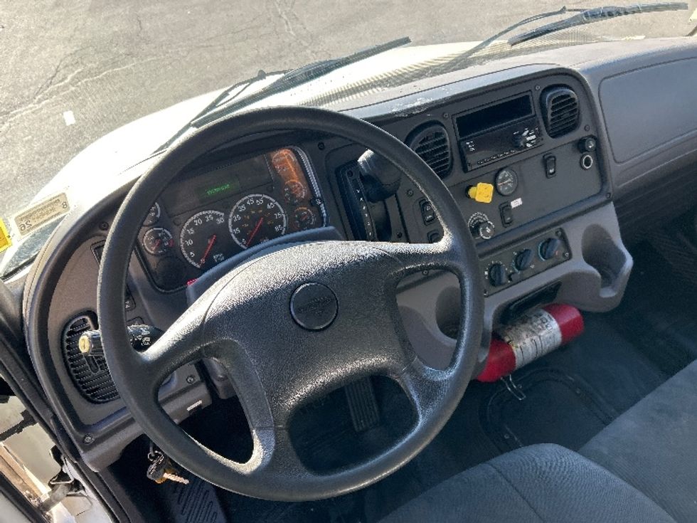Medium Duty Box Truck-Light and Medium Duty Trucks-Freightliner-2020-M2-Albany-NY-191,798\n\t\tmiles-$ 48,750 - Image 17