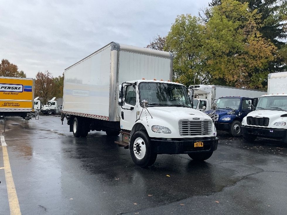 Medium Duty Box Truck-Light and Medium Duty Trucks-Freightliner-2020-M2-Albany-NY-224,425\n\t\tmiles-$ 43,000 - Image 1