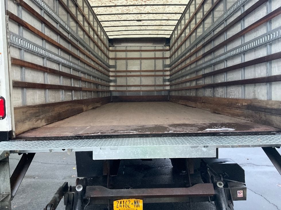 Medium Duty Box Truck-Light and Medium Duty Trucks-Freightliner-2020-M2-Albany-NY-224,425\n\t\tmiles-$ 43,000 - Image 10