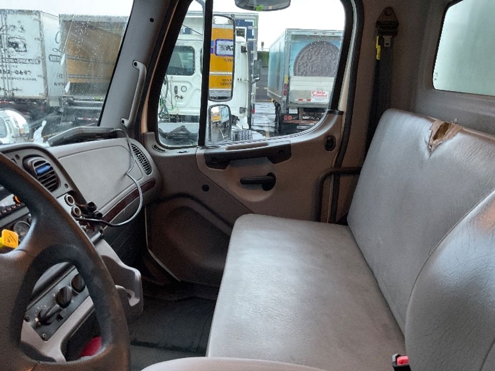 Medium Duty Box Truck-Light and Medium Duty Trucks-Freightliner-2020-M2-Albany-NY-224,425\n\t\tmiles-$ 43,000 - Image 19