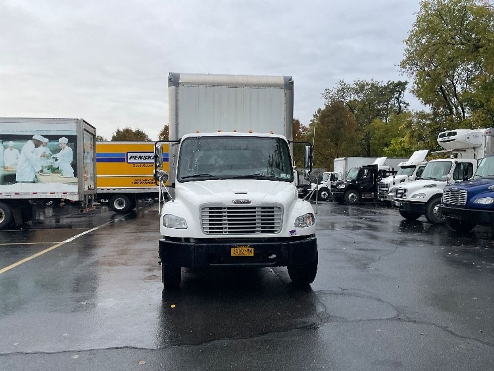 Medium Duty Box Truck-Light and Medium Duty Trucks-Freightliner-2020-M2-Albany-NY-224,425\n\t\tmiles-$ 43,000 - Image 2