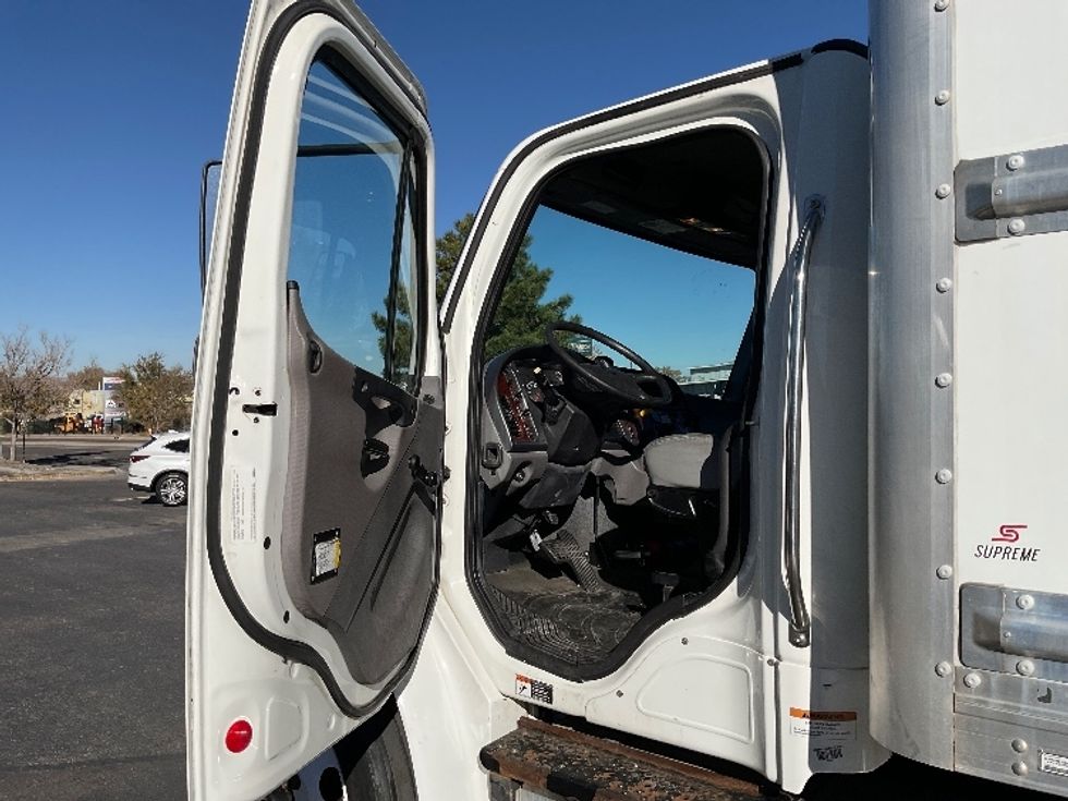 Medium Duty Box Truck-Light and Medium Duty Trucks-Freightliner-2020-M2-Albuquerque-NM-232,867\n\t\tmiles-$ 52,250 - Image 16