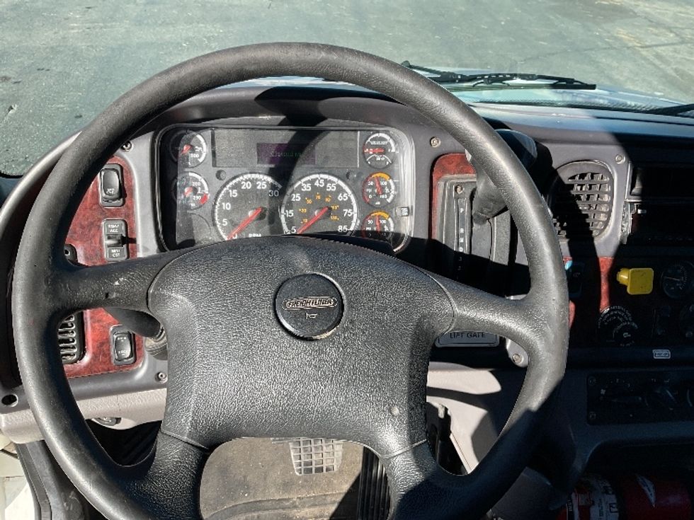 Medium Duty Box Truck-Light and Medium Duty Trucks-Freightliner-2020-M2-Albuquerque-NM-232,867\n\t\tmiles-$ 52,250 - Image 17