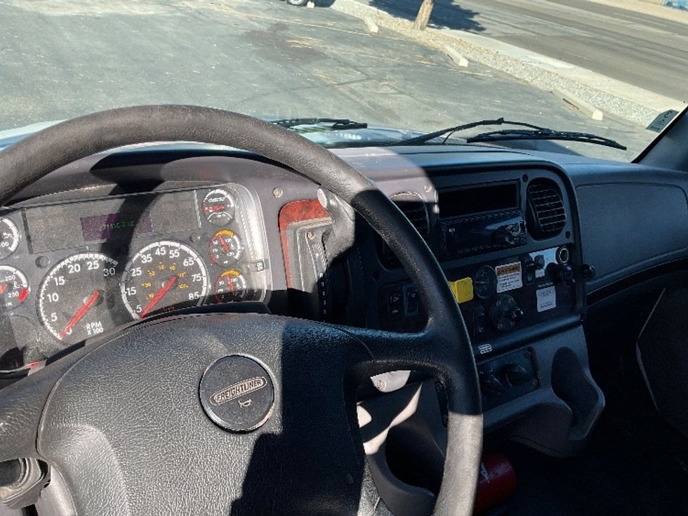 Medium Duty Box Truck-Light and Medium Duty Trucks-Freightliner-2020-M2-Albuquerque-NM-232,867\n\t\tmiles-$ 52,250 - Image 18
