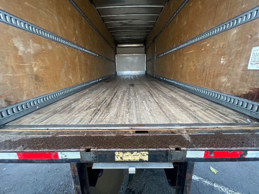 Medium Duty Box Truck-Light and Medium Duty Trucks-Freightliner-2020-M2-Alexandria-VA-111,749\n\t\tmiles-$ 61,500 - Image 10