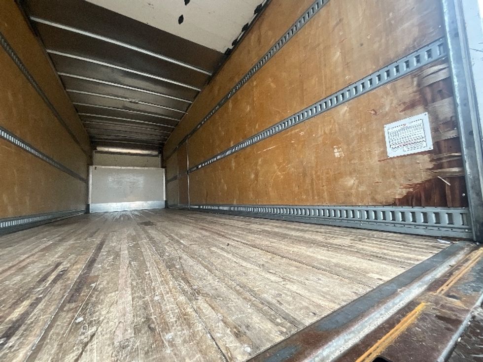 Medium Duty Box Truck-Light and Medium Duty Trucks-Freightliner-2020-M2-Alexandria-VA-111,749\n\t\tmiles-$ 61,500 - Image 12