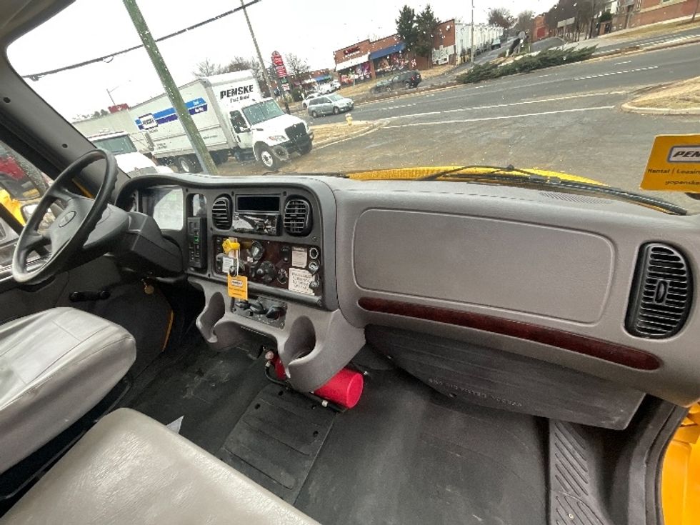 Medium Duty Box Truck-Light and Medium Duty Trucks-Freightliner-2020-M2-Alexandria-VA-189,057\n\t\tmiles-$ 41,000 - Image 21