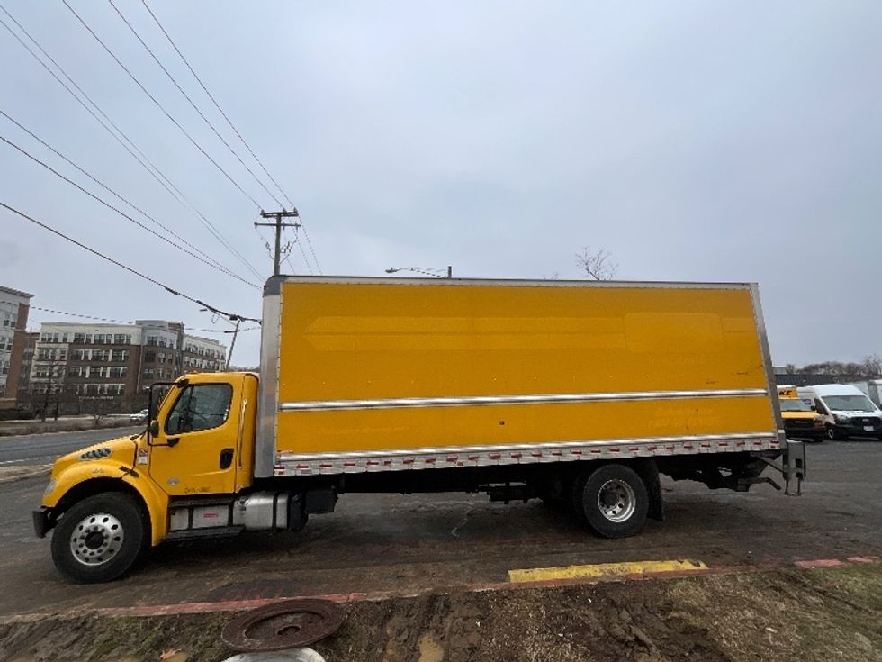 Medium Duty Box Truck-Light and Medium Duty Trucks-Freightliner-2020-M2-Alexandria-VA-189,057\n\t\tmiles-$ 41,000 - Image 4