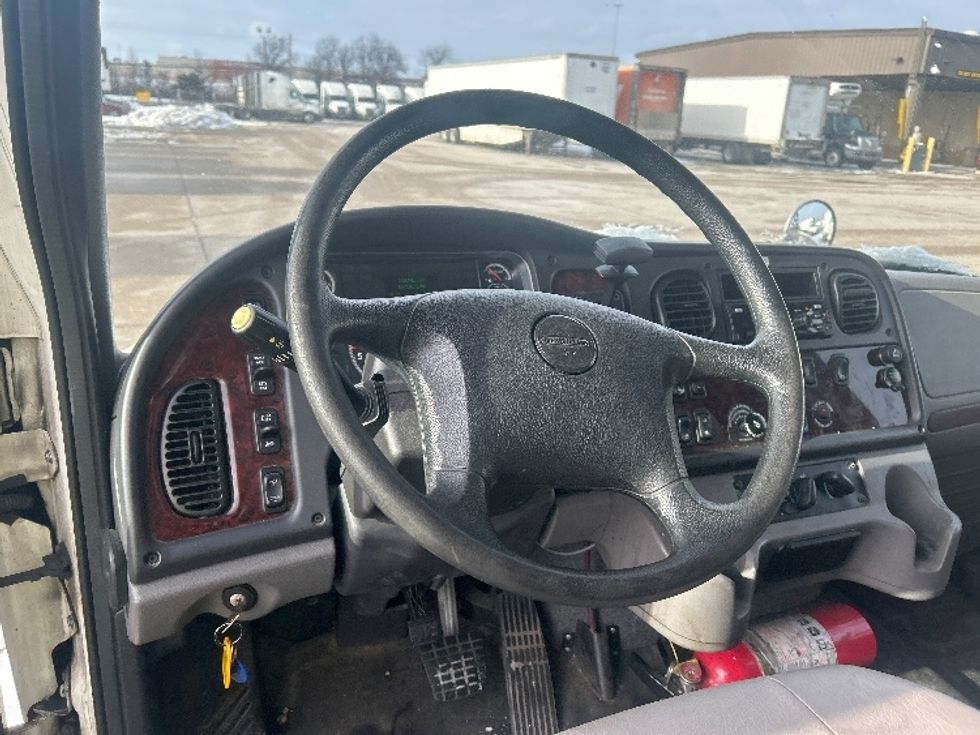 Medium Duty Box Truck-Light and Medium Duty Trucks-Freightliner-2020-M2-Allen Park-MI-107,193\n\t\tmiles-$ 57,500 - Image 17