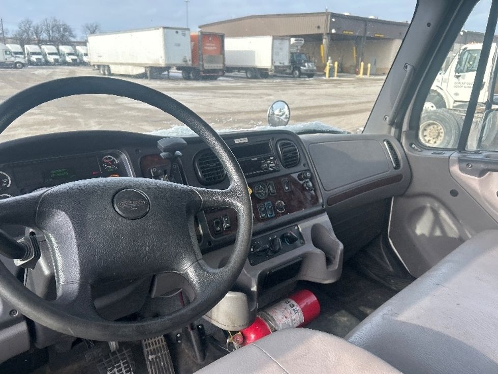 Medium Duty Box Truck-Light and Medium Duty Trucks-Freightliner-2020-M2-Allen Park-MI-107,193\n\t\tmiles-$ 57,500 - Image 18