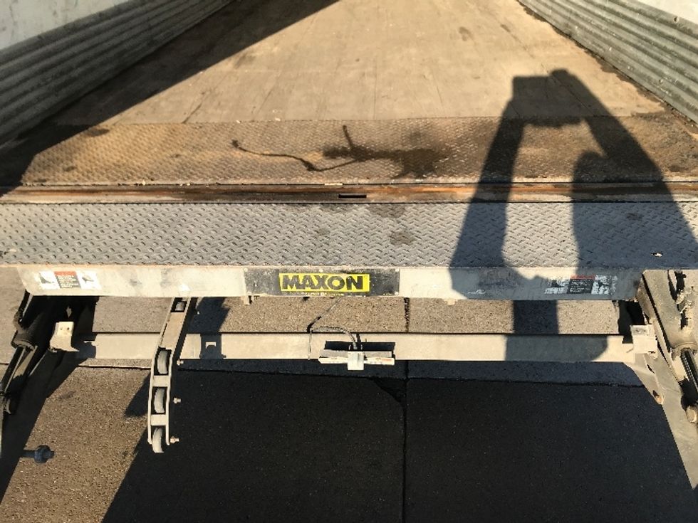 Medium Duty Box Truck-Light and Medium Duty Trucks-Freightliner-2020-M2-Allen Park-MI-111,862\n\t\tmiles-$ 63,000 - Image 10