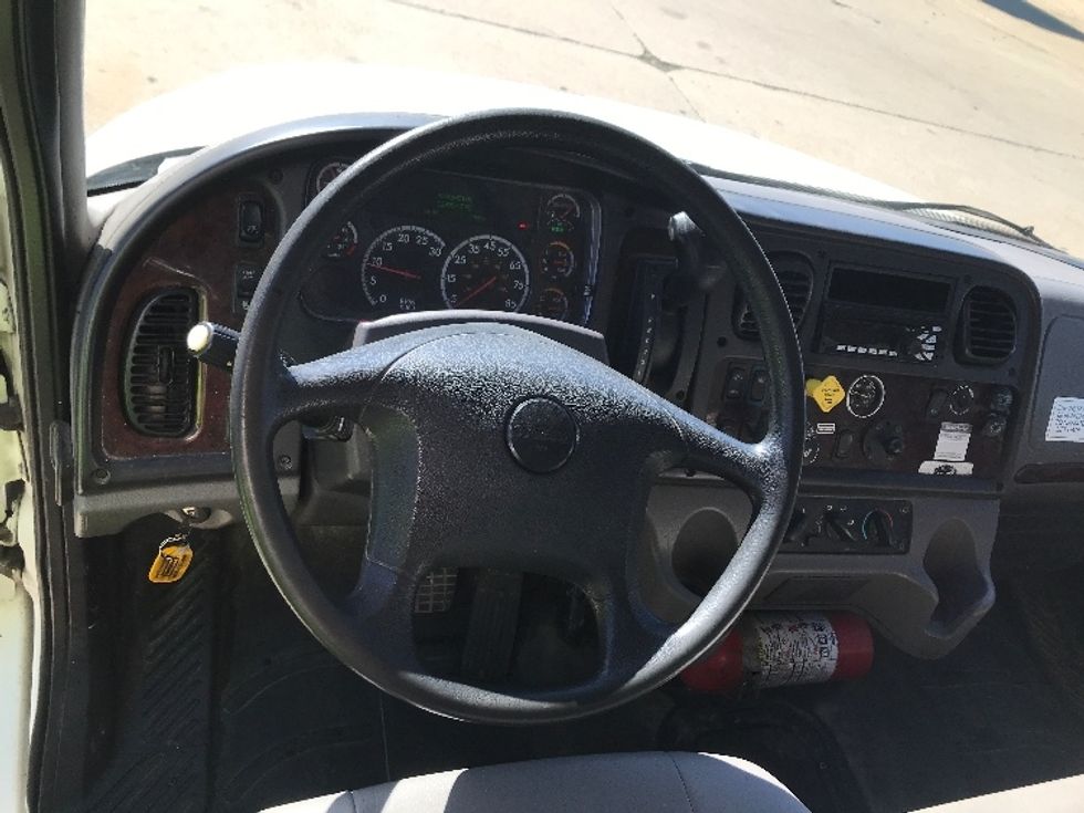 Medium Duty Box Truck-Light and Medium Duty Trucks-Freightliner-2020-M2-Allen Park-MI-122,909\n\t\tmiles-$ 63,500 - Image 18
