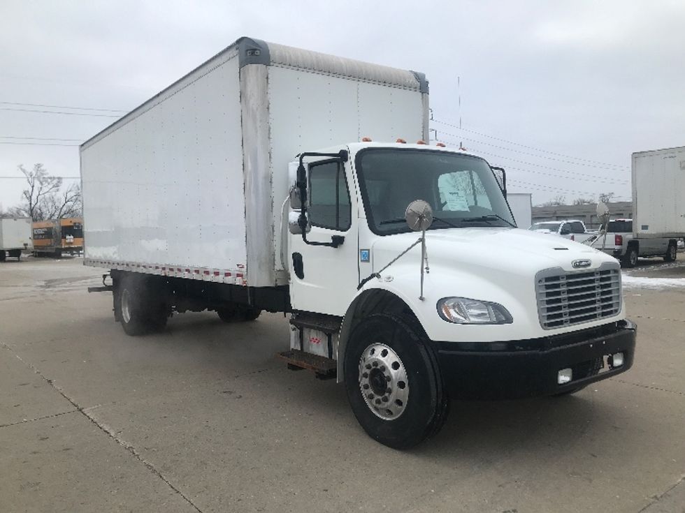 Medium Duty Box Truck-Light and Medium Duty Trucks-Freightliner-2020-M2-Allen Park-MI-137,062\n\t\tmiles-$ 46,750 - Image 1