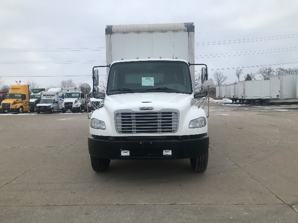 Medium Duty Box Truck-Light and Medium Duty Trucks-Freightliner-2020-M2-Allen Park-MI-137,062\n\t\tmiles-$ 46,750 - Image 2