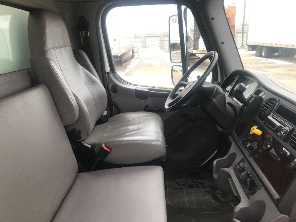 Medium Duty Box Truck-Light and Medium Duty Trucks-Freightliner-2020-M2-Allen Park-MI-137,062\n\t\tmiles-$ 46,750 - Image 21